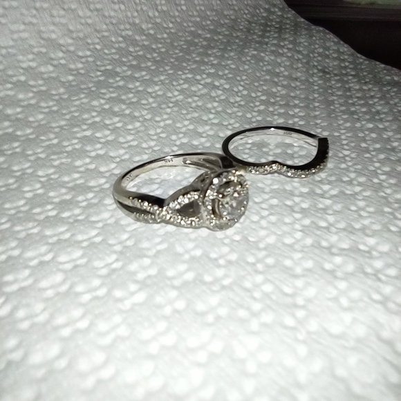 14k white gold wedding set size 7 - Picture 2 of 4